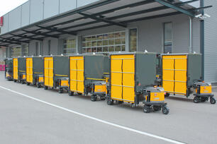 Industry Train Outdoor Tugger Train IT810