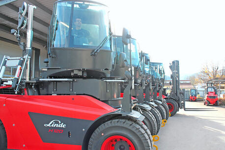 Rotating cabin for Linde heavy forklift trucks 1401